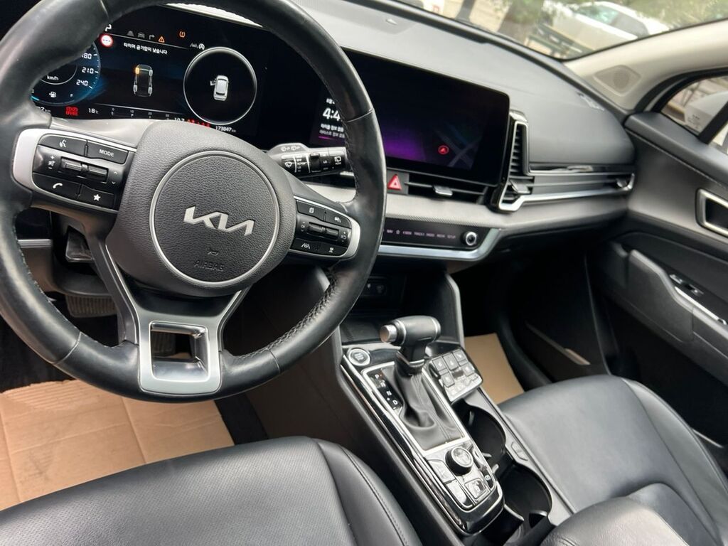 Kia Sportage: 2023 г., 1.6 л, Автомат, Бензин, Кроссовер: фото 6