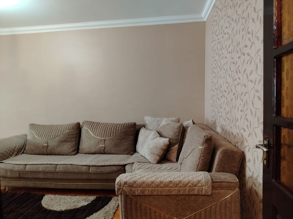 8-ci kilometrdə 3 otaqlı köhnə tikili mənzil satılır, 80 m², 185 000 AZN, şəkil 3 / 12