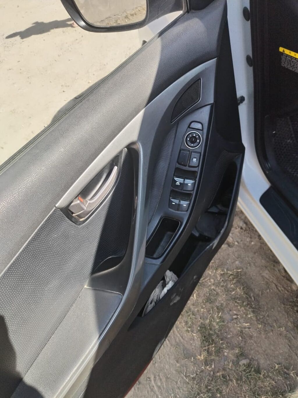 Hyundai Elantra: 2012 г., 1.6 л, Автомат, Бензин, Седан: фото 4