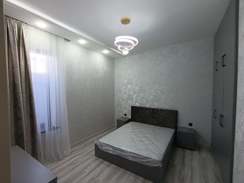 3 otaqlı, 140 kv. m, Kredit var, Yeni təmirli