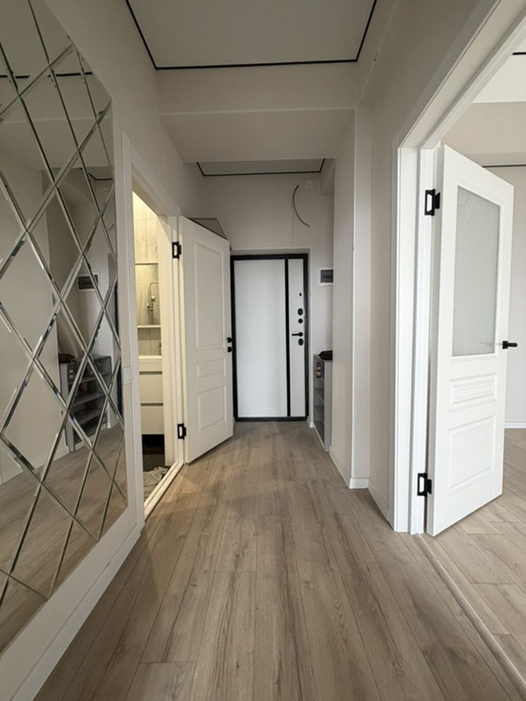 1 комната, 43 м², Пишпек Элитка, 13 этаж, Дизайнерский ремонт: фото 8