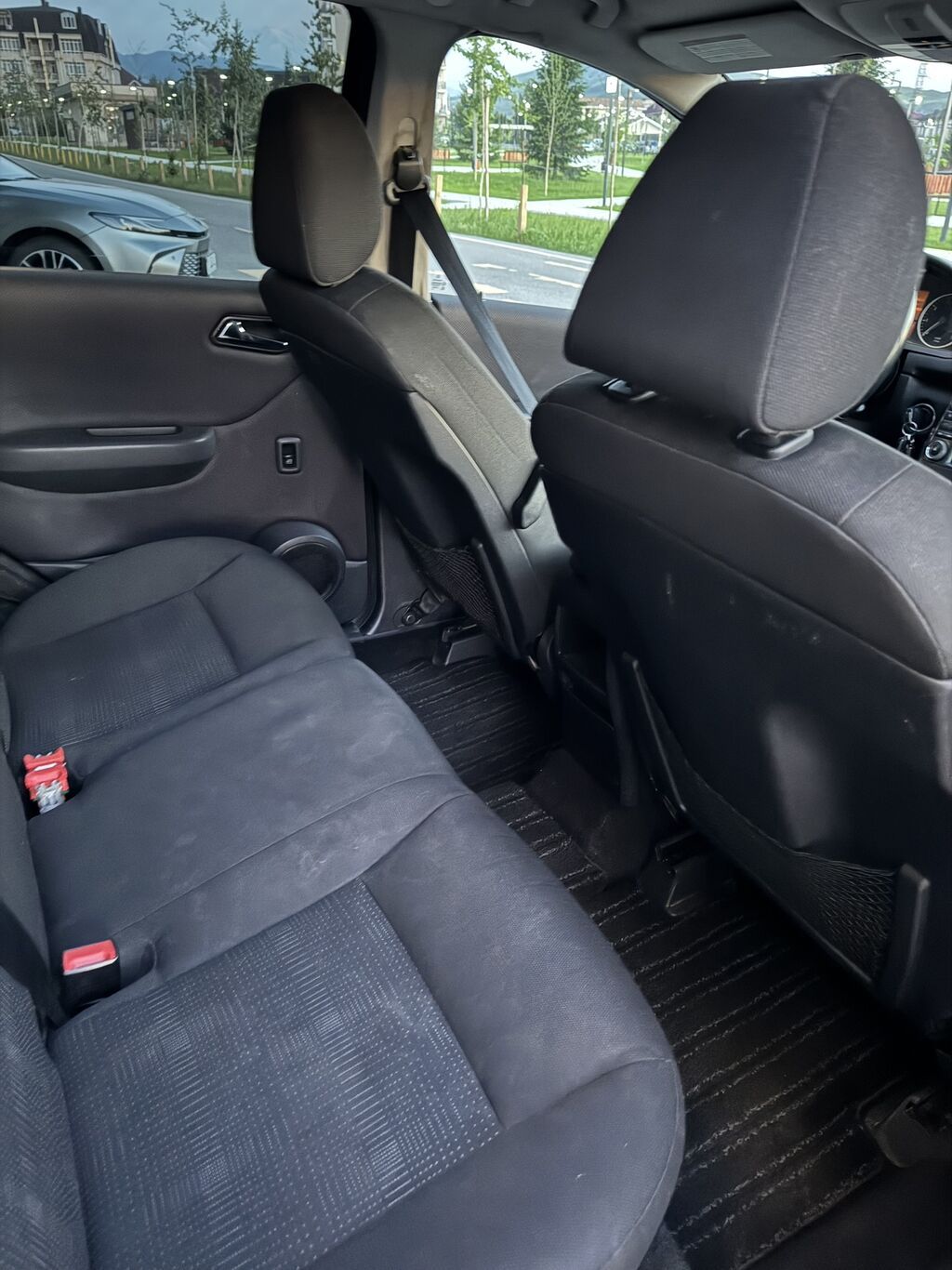 Mercedes-Benz A-Class: 2010 г., 1.8 л, Вариатор, Бензин: фото 6