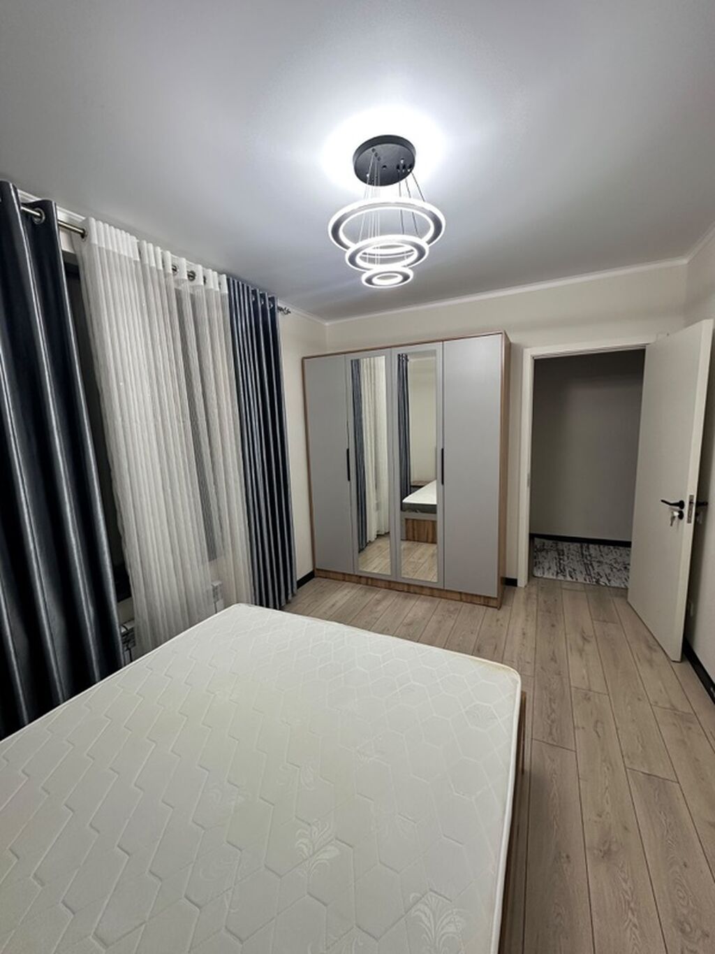 Сдается элитная 3‑комнатная квартира, 90 м², г. Бишкек, пересечение: фото 6