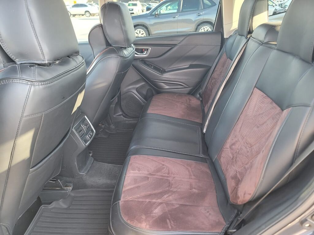 Subaru (интерьер, комплект) - Салон кроссовера Subaru: современная: фото 3