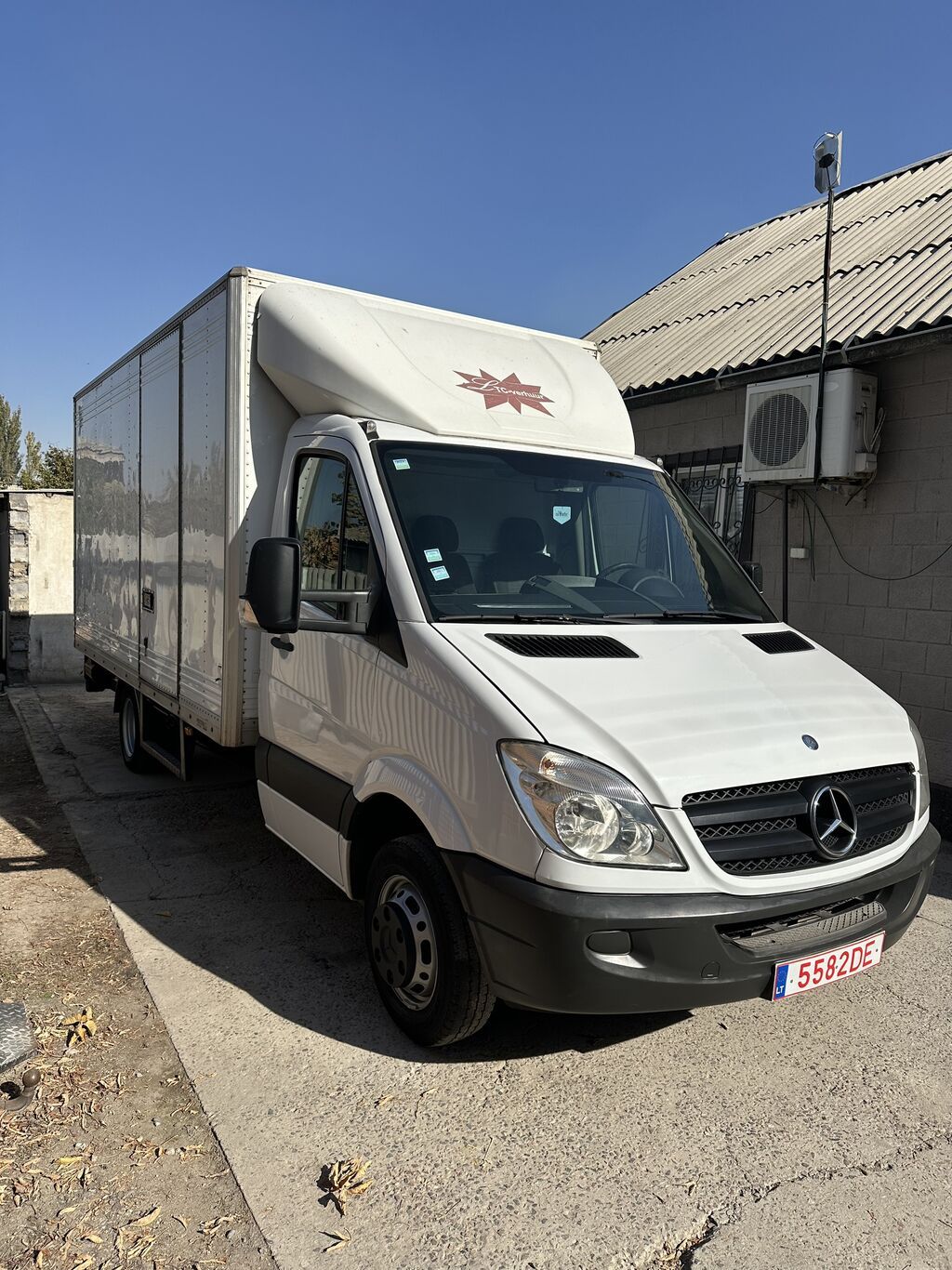 Mercedes-Benz Спринтер: 2010 г., 2.2 л, Механика, Дизель, Бус: фото 3