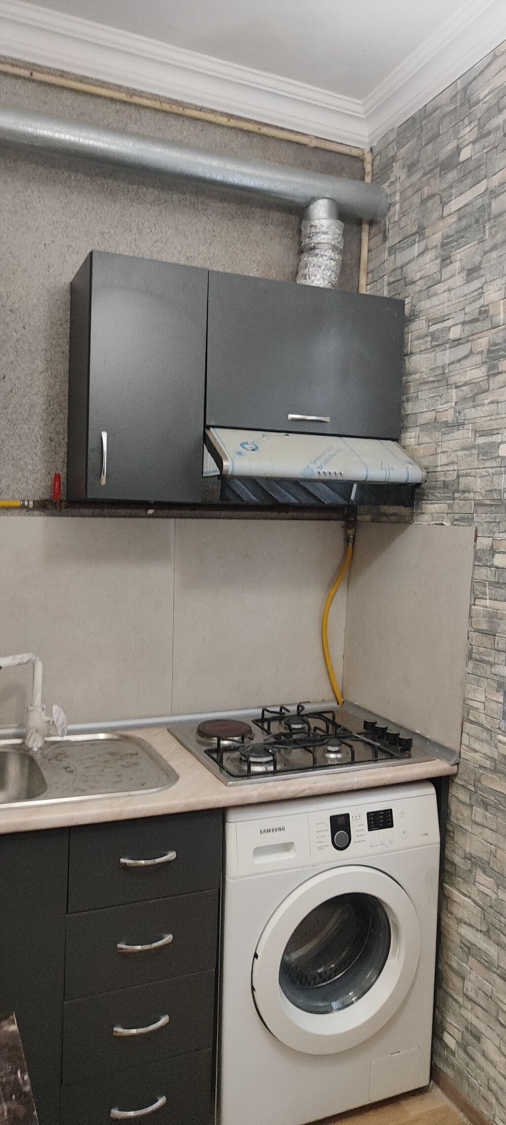 2-room old-build apartment for sale in Gənclik, 40 m², 205 000 AZN, photo 4 / 5