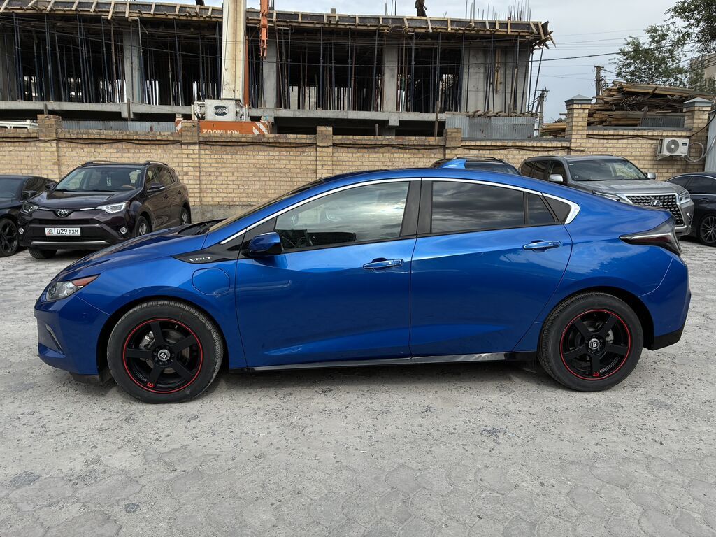 Chevrolet Volt: 2017 г., 1.5 л, Автомат, Гибрид, Седан: фото 8