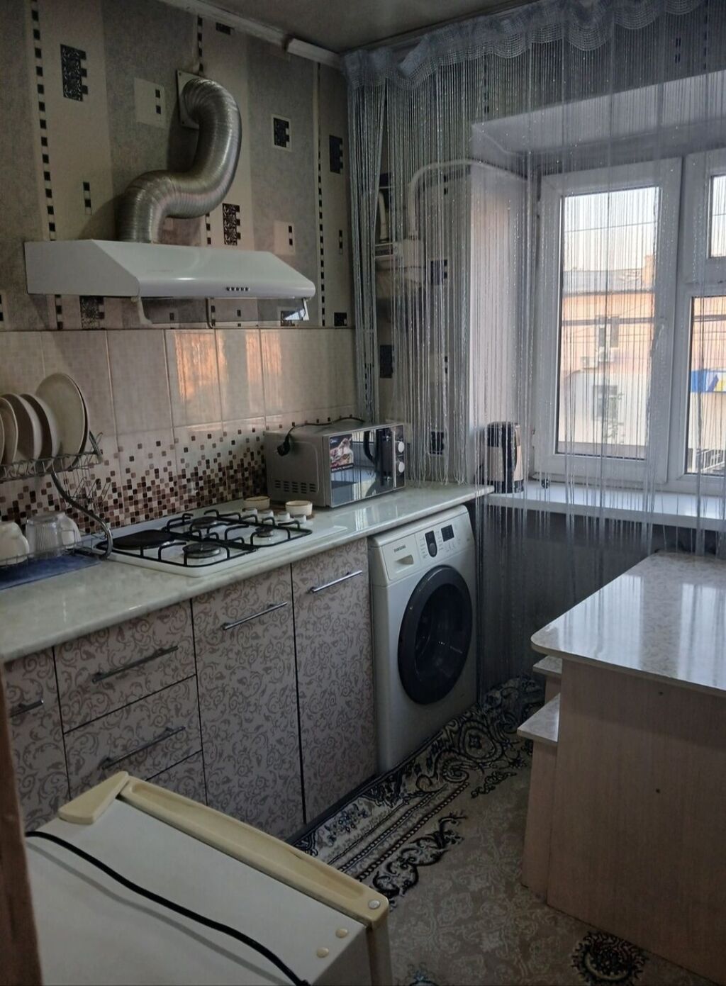 1 комната, Курманжан-Датка мкр., Собственник, Парам без детей, от 6 месяцев, С мебелью полностью: фото 2