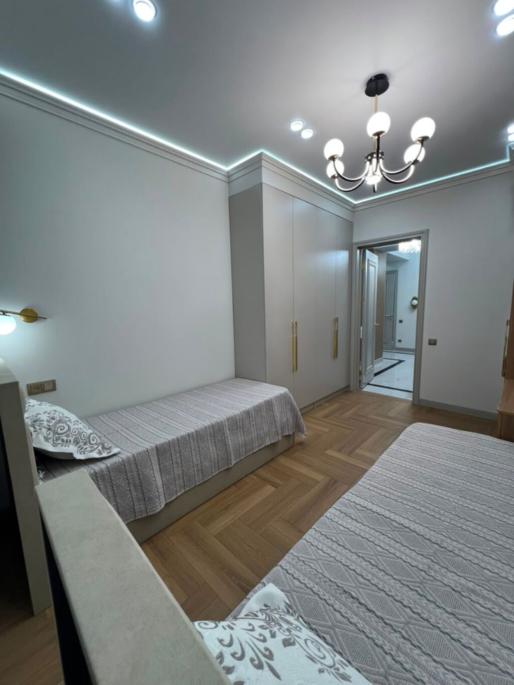 3 комнаты, 80 м², Асанбай мкр Элитка, 10 этаж, Дизайнерский ремонт: фото 6