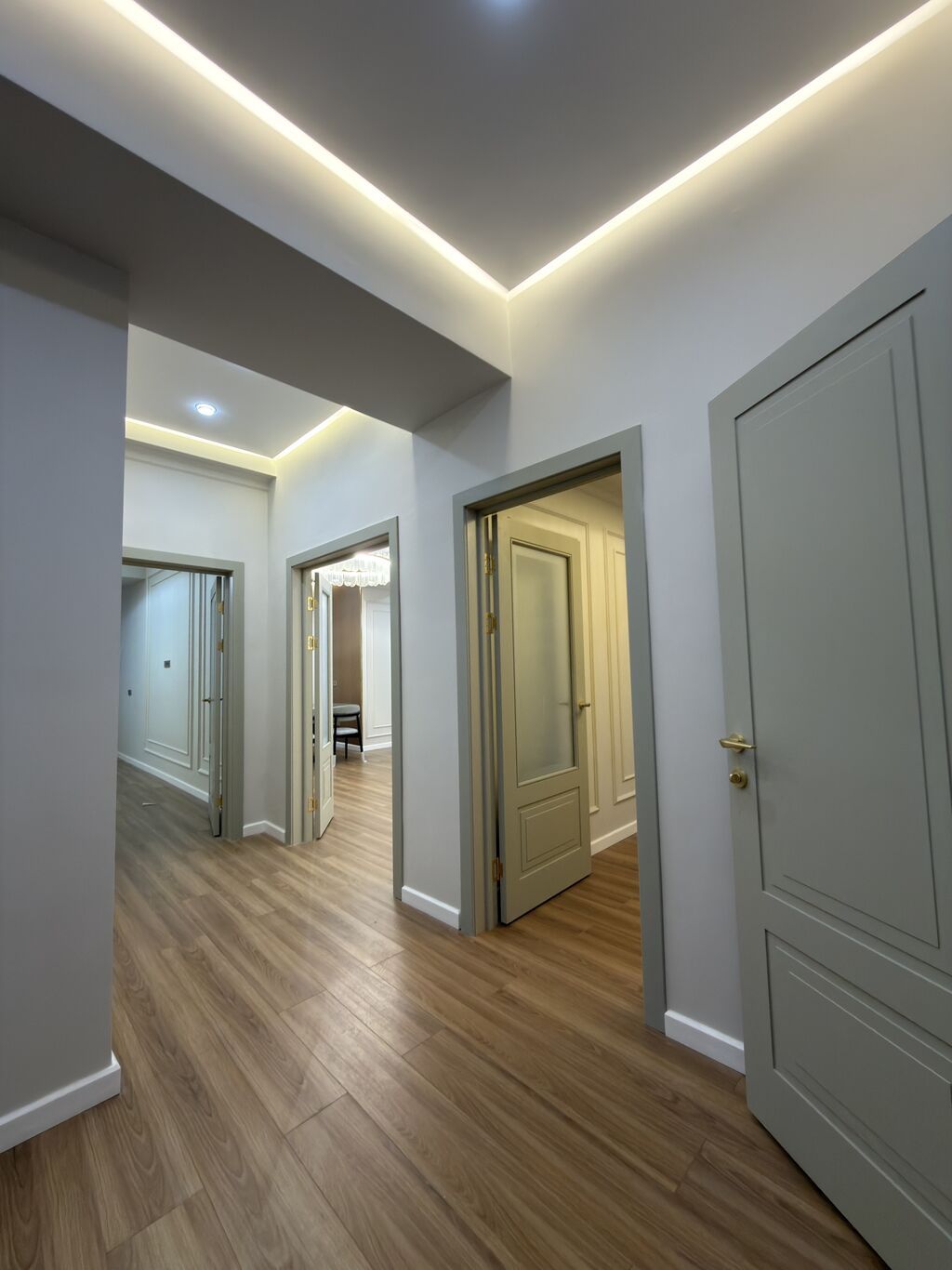 2 комнаты, 87 м², 12 мкр Элитка, 9 этаж, Дизайнерский ремонт: фото 2