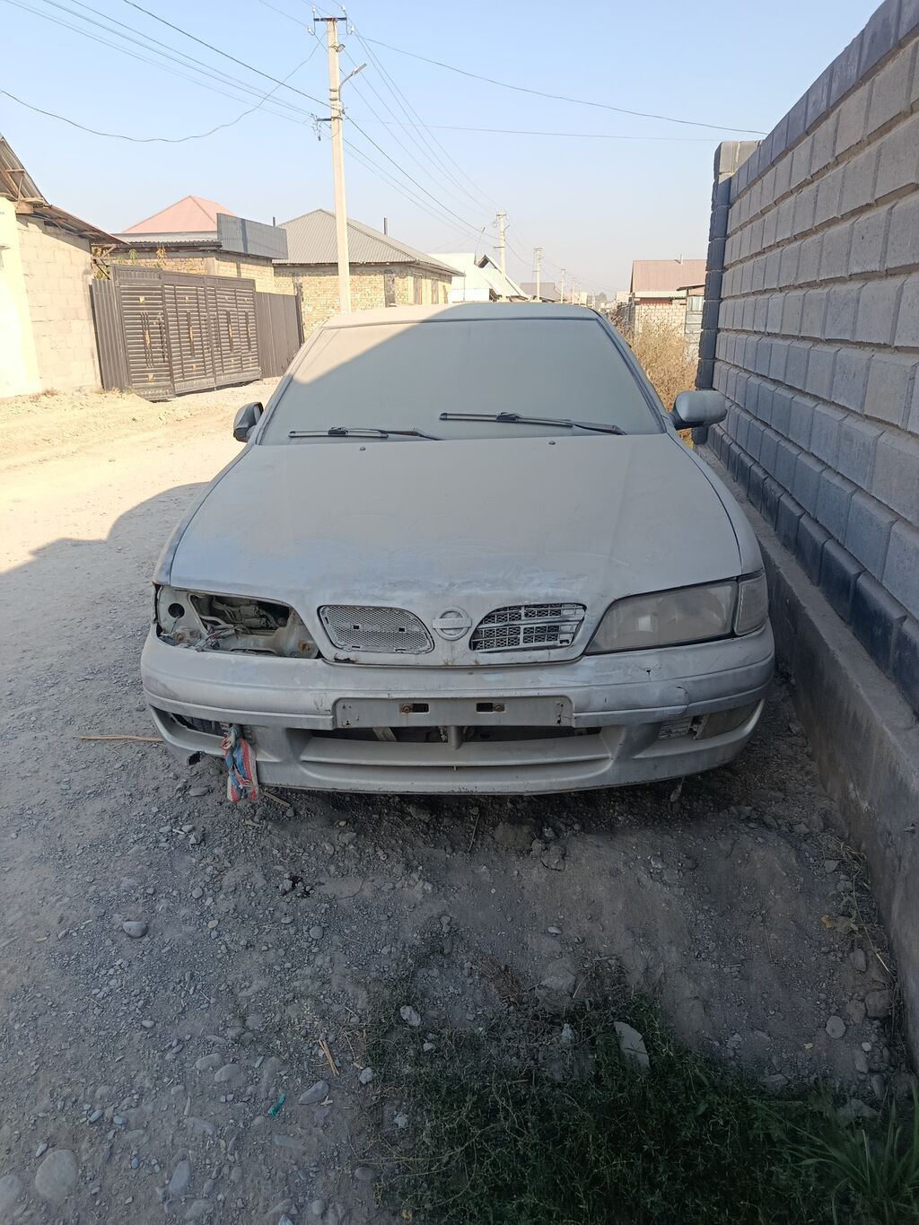 Nissan Primera седан (P11), левый руль, серебристый цвет. Кузов: - 4: фото 2