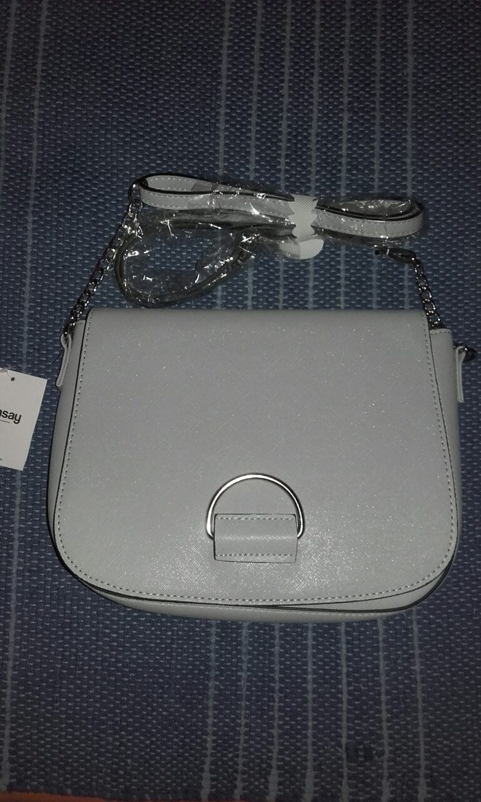 Tašne: Sinsay nova torba, sa etiketom.Dimenzije: 20x25cm. na lalafo.rs Sinsay nova torba, sa etiketom.Dimenzije: 20x25cm. - Novi Sad