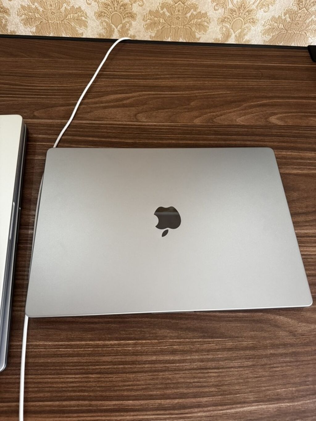 Apple MacBook Pro 16 pro в идеальном состоянии - Чип: Apple M1 Pro: фото 3