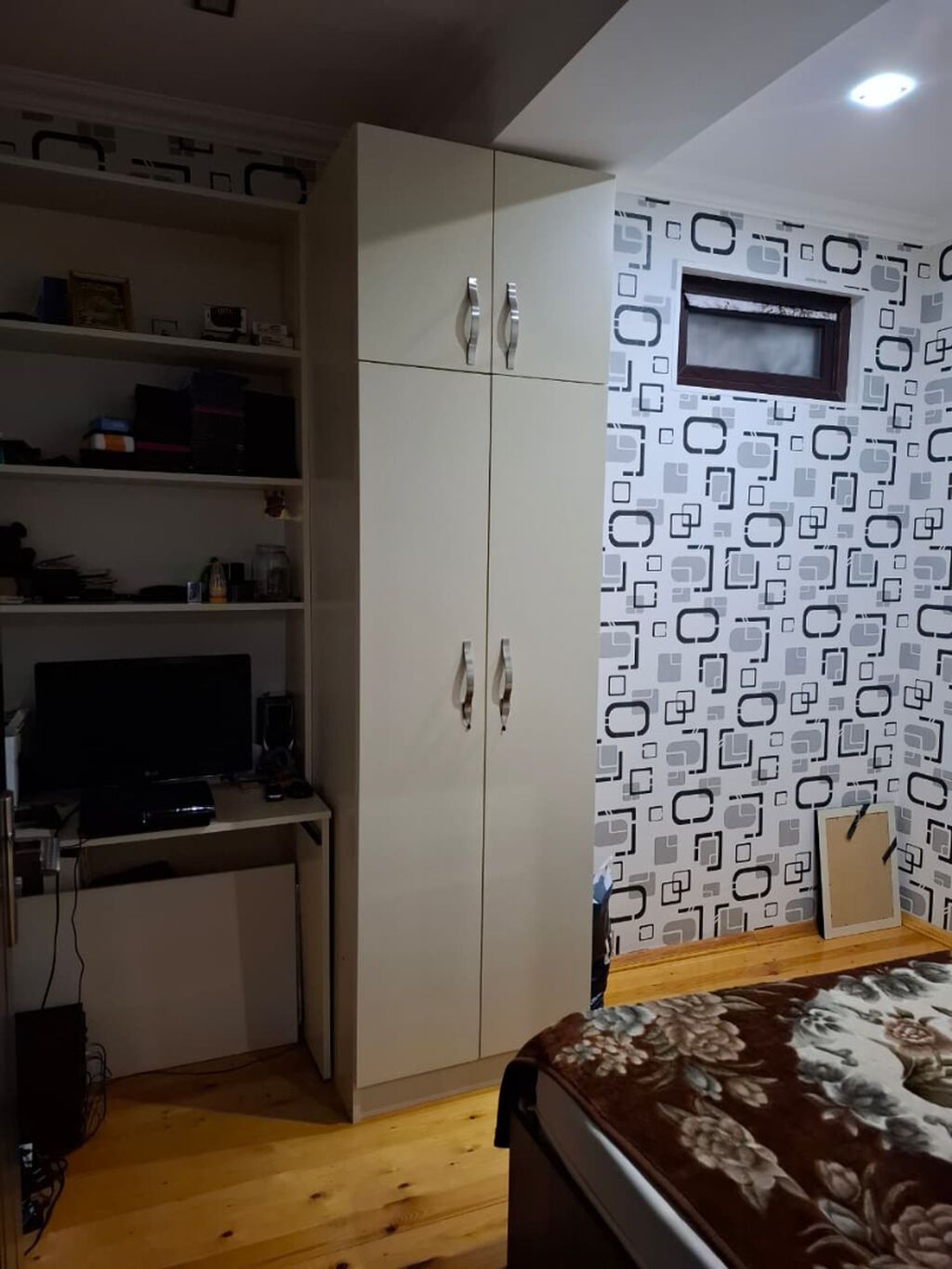Bakıxanov qəs., 3 otaqlı, Yeni tikili, 92 kv. m