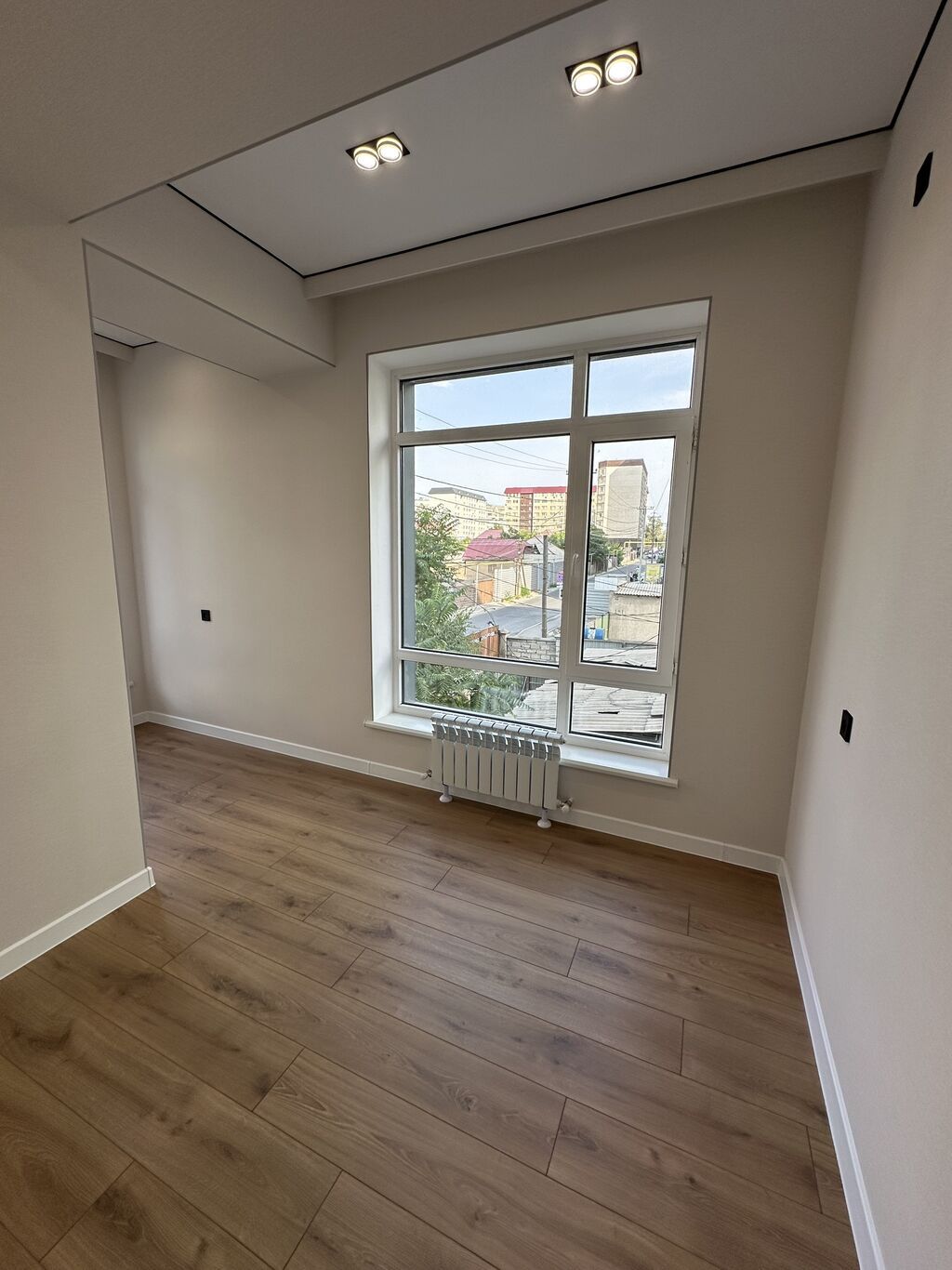 2 комнаты, 63 м², Элитка, Восток-5 мкр Элитка, 2 этаж, Свежий ремонт: фото 2