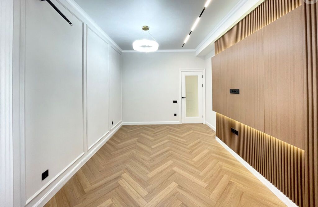 1 комната, 42 м², Золотой квадрат Элитка, 7 этаж, Евроремонт: фото 2