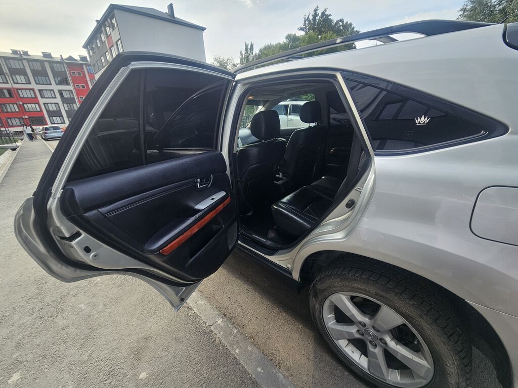 Lexus RX: 2003 г., 3.3 л, Автомат, Бензин, Кроссовер: фото 2