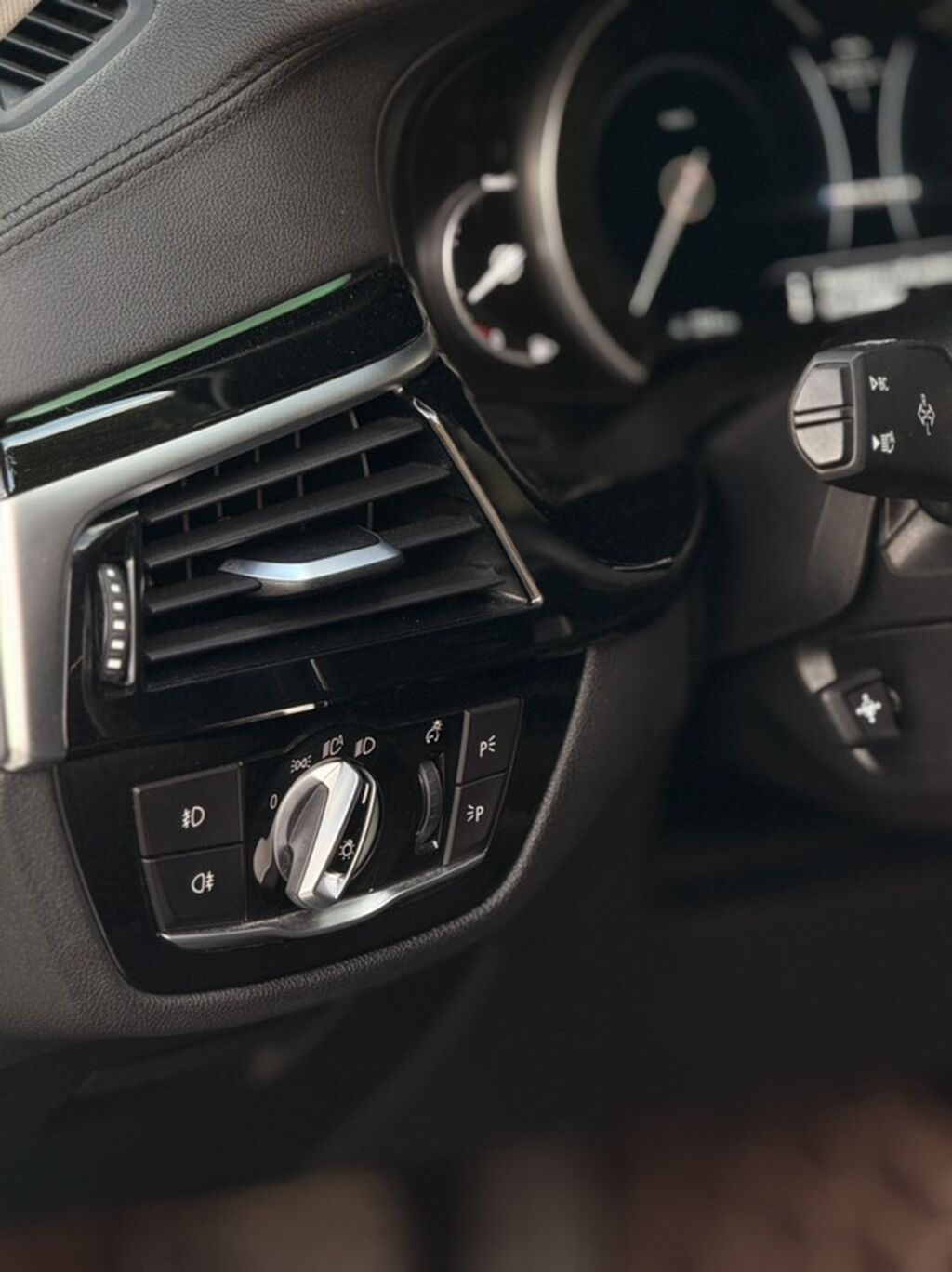 BMW 5 series: 2018 г., 1.8 л, Автомат, Дизель, Седан: фото 3