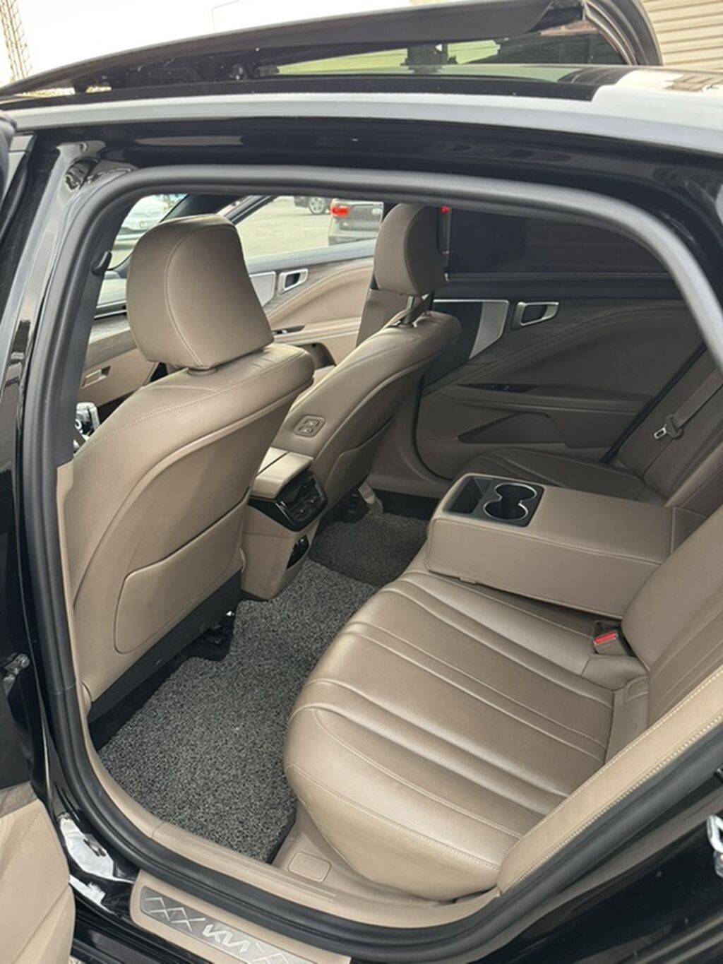 Kia K8: 2022 г., 1.6 л, Автомат, Гибрид, Седан: фото 8