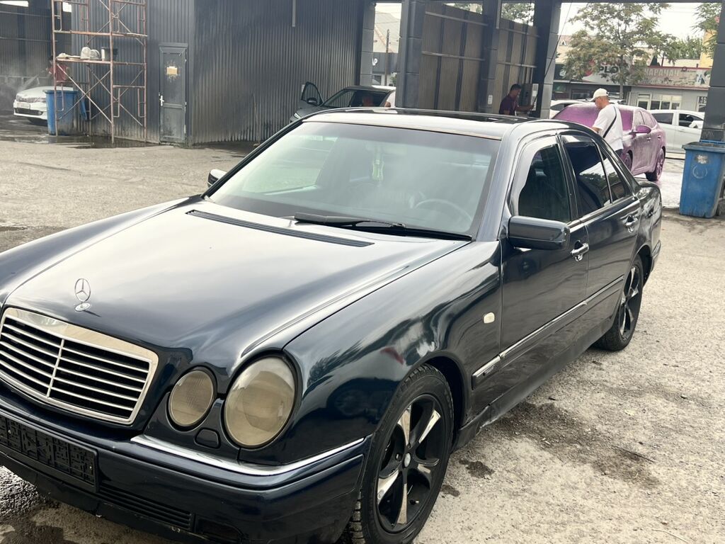 Mercedes-Benz E-Class: 1997 г., 3.2 л, Автомат, Бензин, Седан: фото 4
