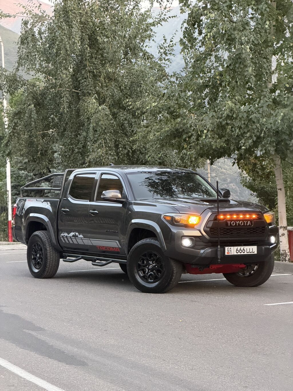 Toyota Tacoma: 2019 г., 3.5 л, Автомат, Бензин, Пикап: фото 3