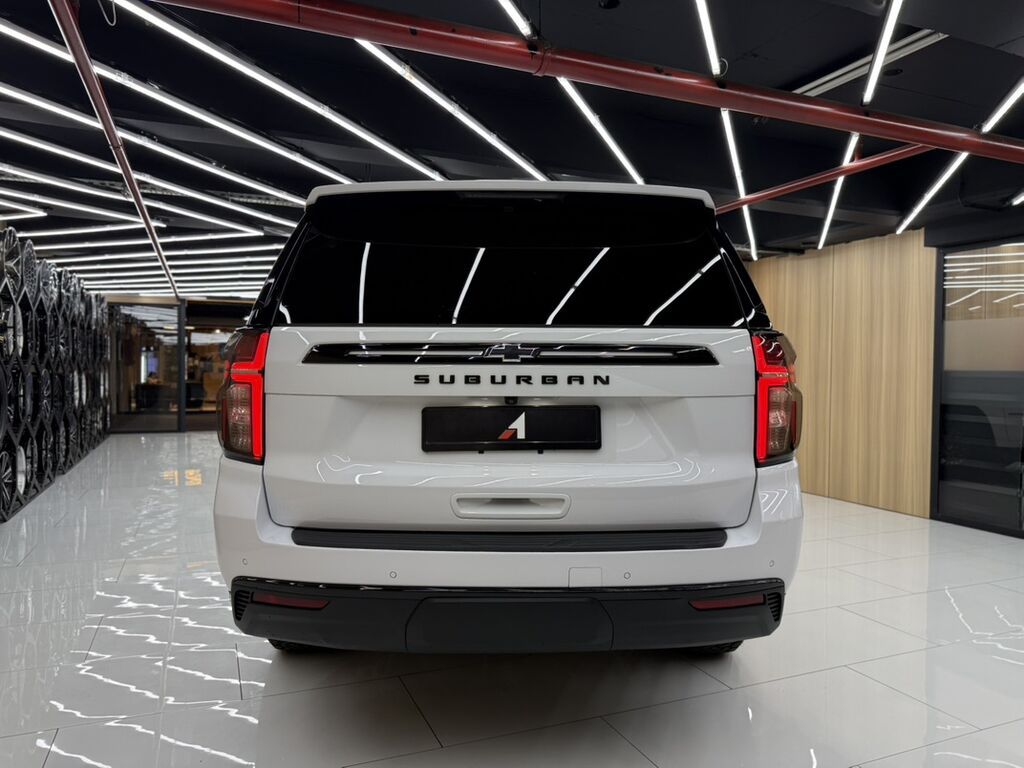 Chevrolet Suburban: 2023 г., 5.3 л, Автомат, Бензин, Внедорожник: фото 6