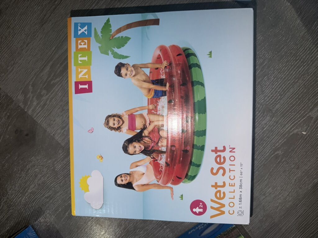 Надувной бассейн Intex Wet Set Collection «Арбуз». Особенности: -