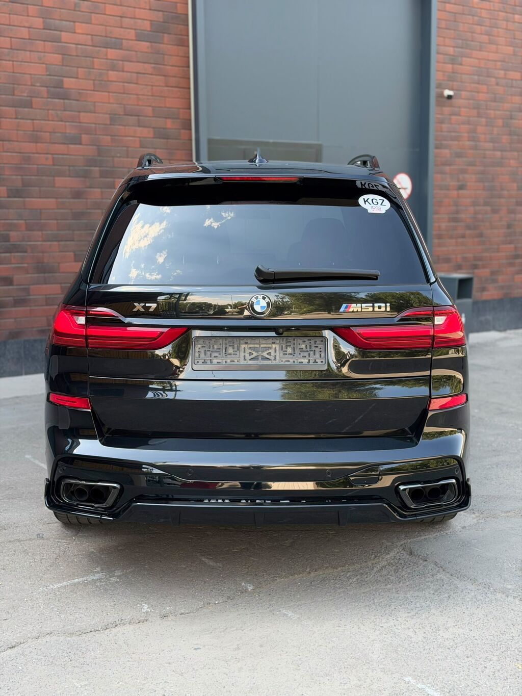 BMW X7: 2021 г., 4.4 л, Автомат, Бензин, Внедорожник: фото 2