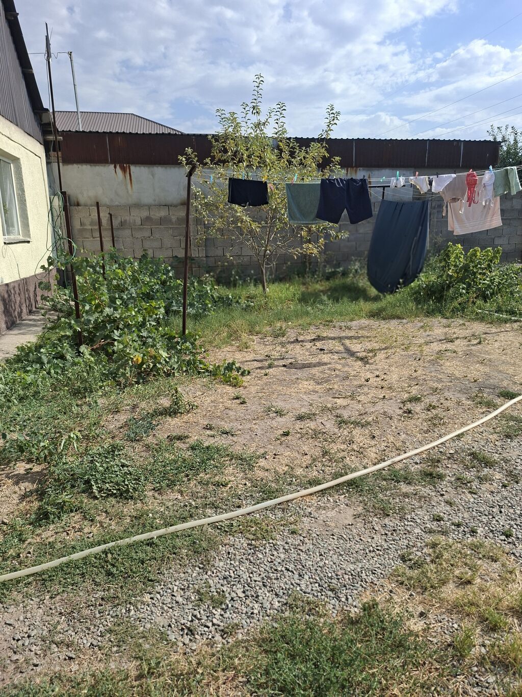 Продаётся земельный участок с жилым домом и хозяйственным двором. -: фото 3