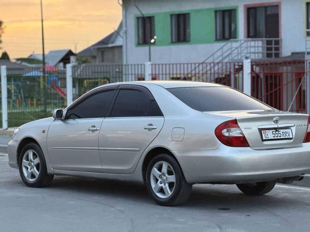Toyota Camry: 2003 г., 2.4 л, Автомат, Бензин, Седан: фото 2