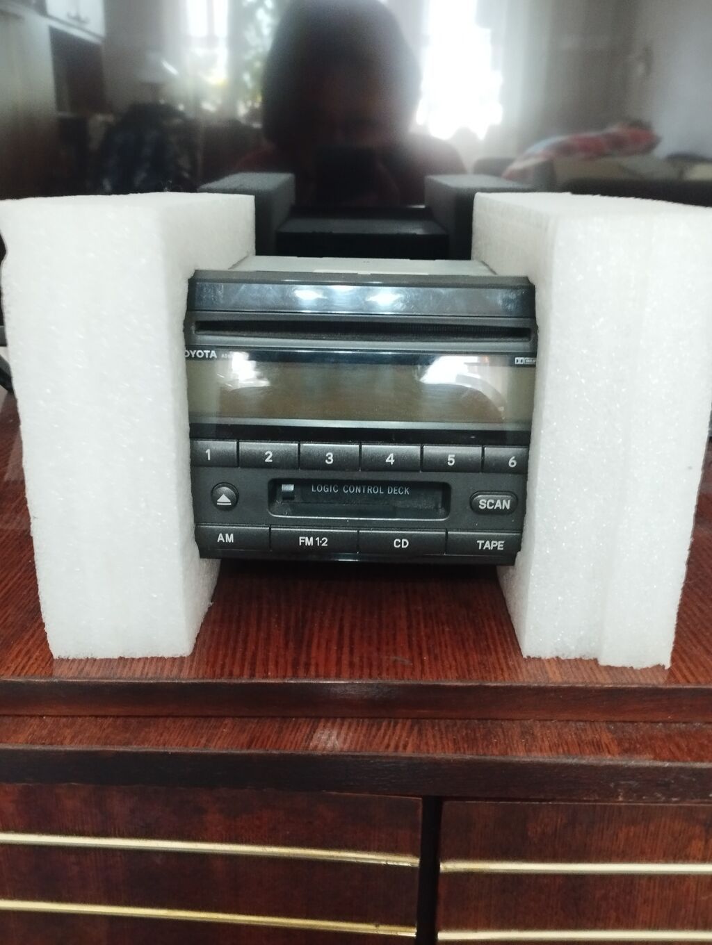Мультимедиа Toyota Camry 2006: фото 1