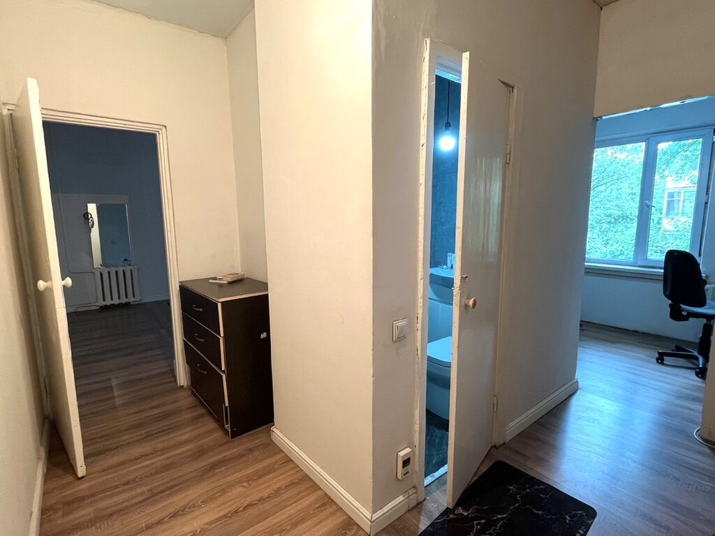 1 комната, 35 м², Кудайберген авторынок 105 серия, 2 этаж, Евроремонт: фото 4