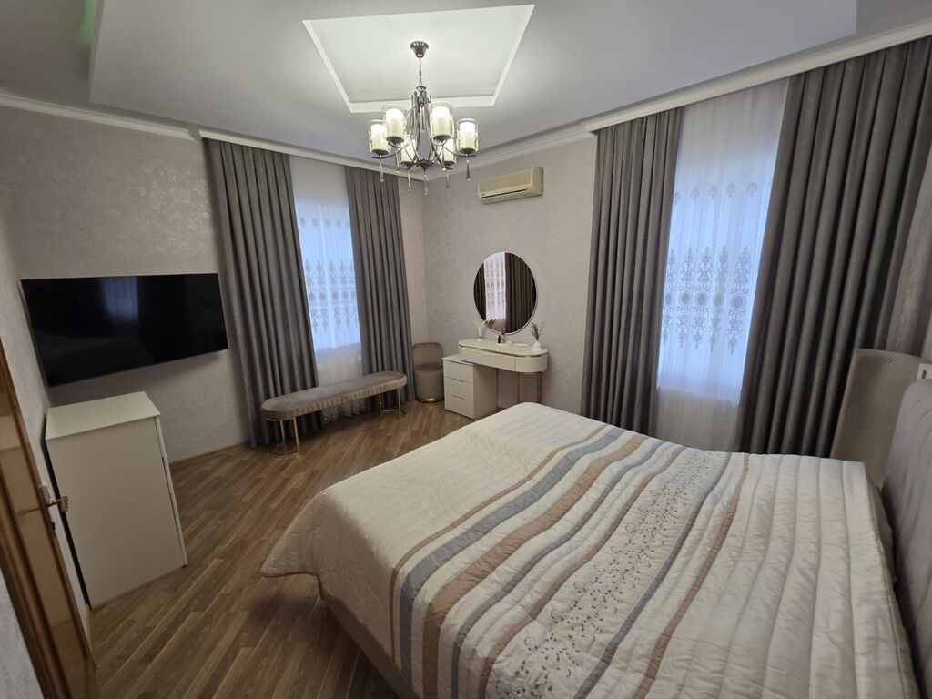 Binəqədidə 5 otaqlı həyət evi satılır, 200 m², 290 000 AZN, şəkil 5 / 12