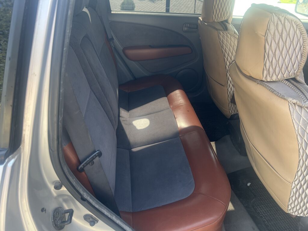 Mitsubishi Airtrek: 2001 г., 2.4 л, Бензин: фото 6