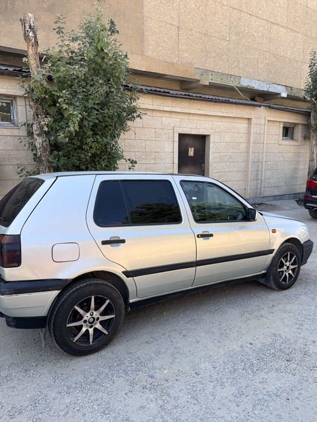 Volkswagen Golf: 1992 г., 1.8 л, Механика, Бензин, Хэтчбэк: фото 5