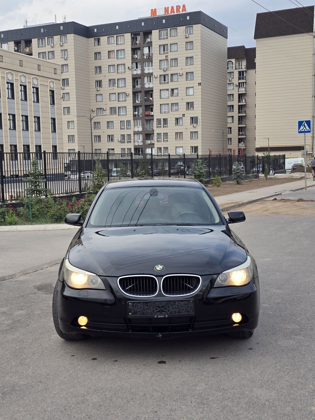 BMW 5 series: 2004 г., 3 л, Автомат, Бензин, Седан: фото 2