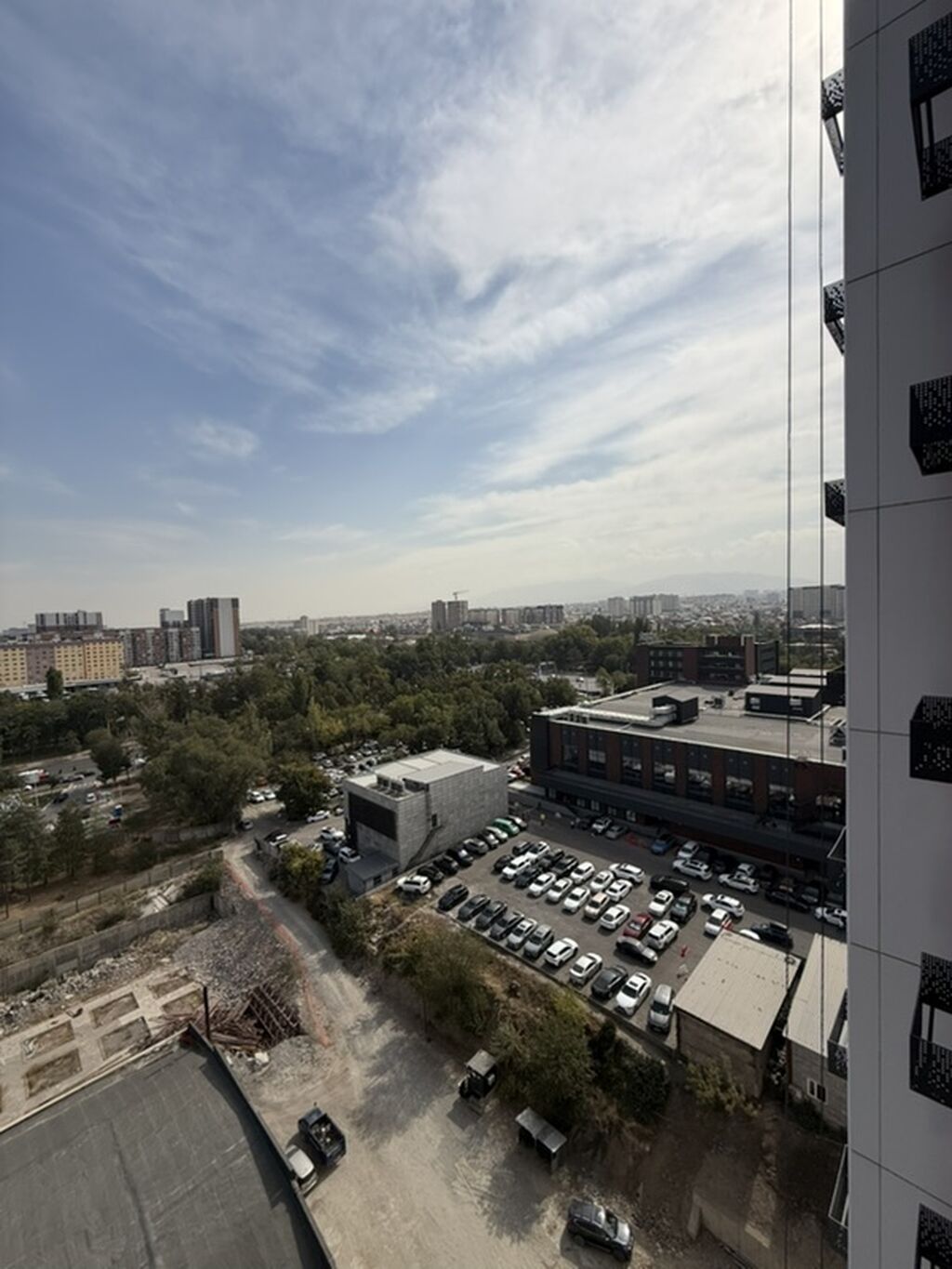 2 комнаты, 77 м², Элитка, 13 этаж, ПСО (под самоотделку): фото 2