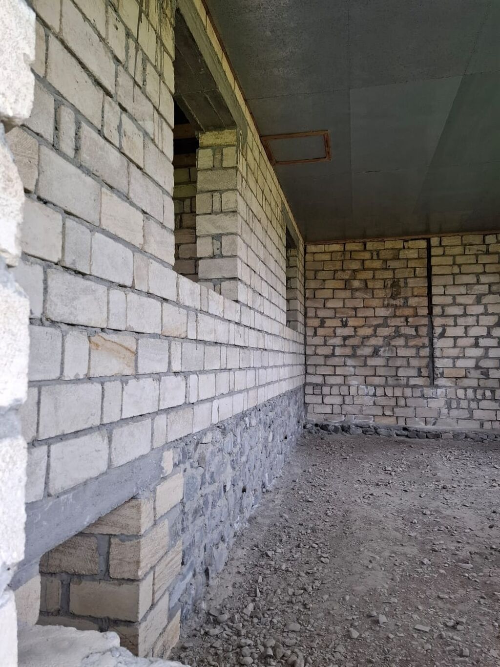 4 otaqlı, 150 kv. m, Kredit yoxdur, Təmirsiz