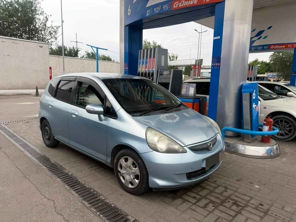 Honda Fit: 2005 г., Автомат, Бензин, Хэтчбэк: фото 4