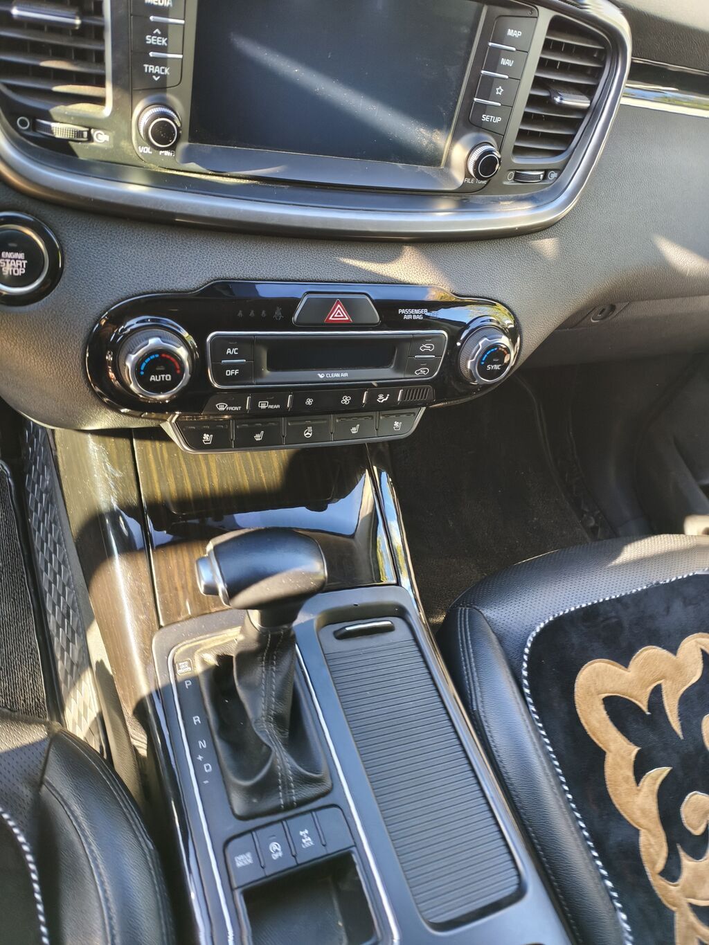 Kia Sorento: 2018 г., 2.2 л, Автомат, Дизель, Кроссовер: фото 7