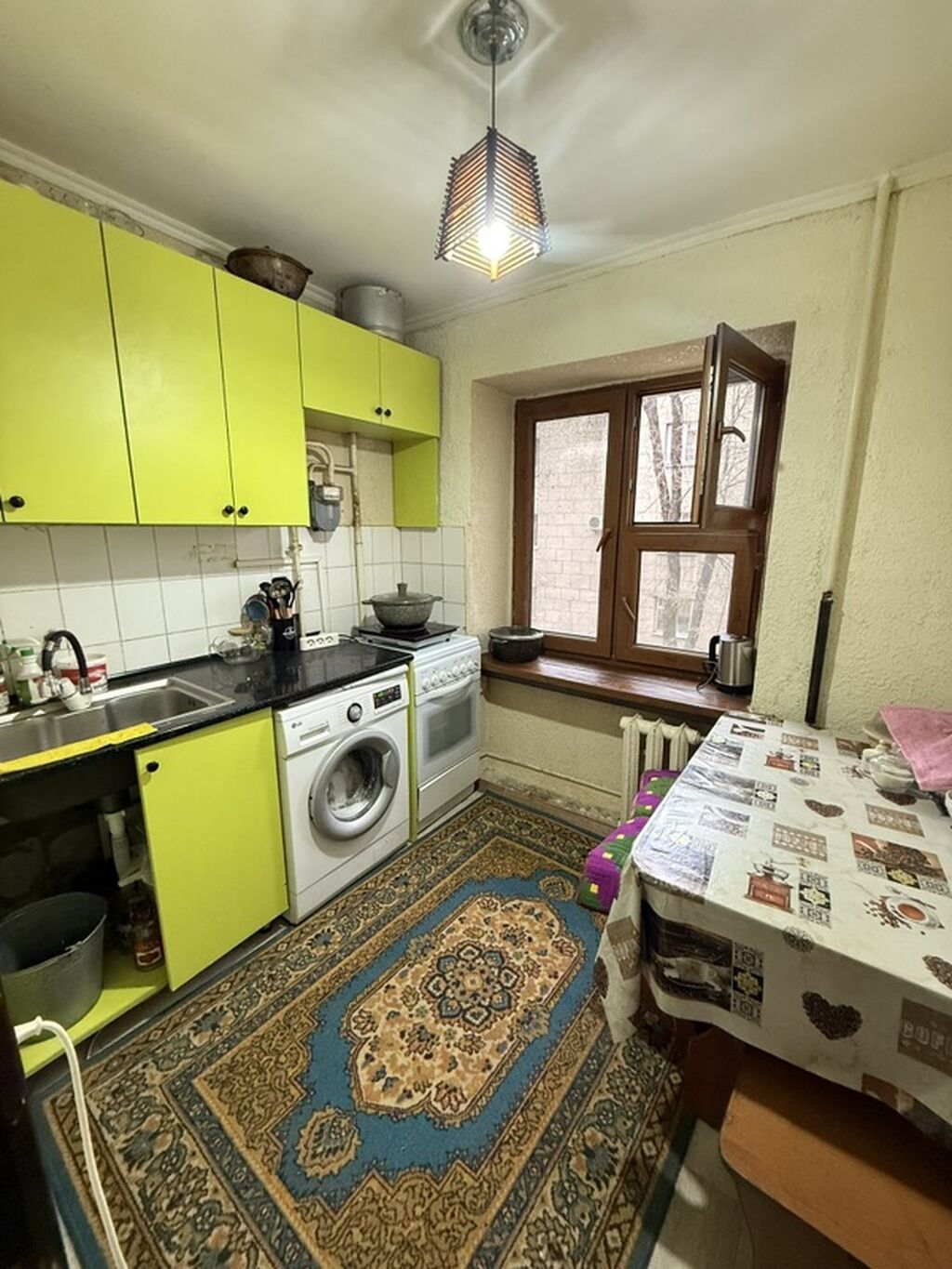 3 комнаты, 55 м², Ак-Эмир рынок 3 этаж, Старый ремонт: фото 4