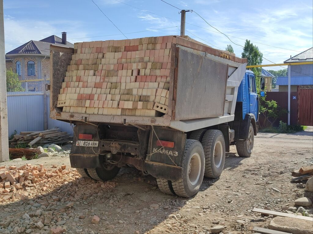 Кирпич оптом и в розницу Бишкек Чуйна поддоне доставка есть, ЗИЛ: фото 3