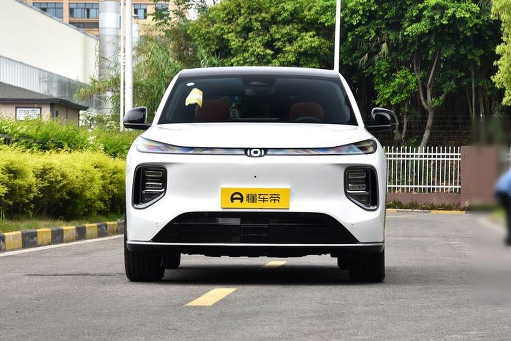 Changan Qiyuan Q05: 2025 г., Автомат, Гибрид, Кроссовер: фото 3