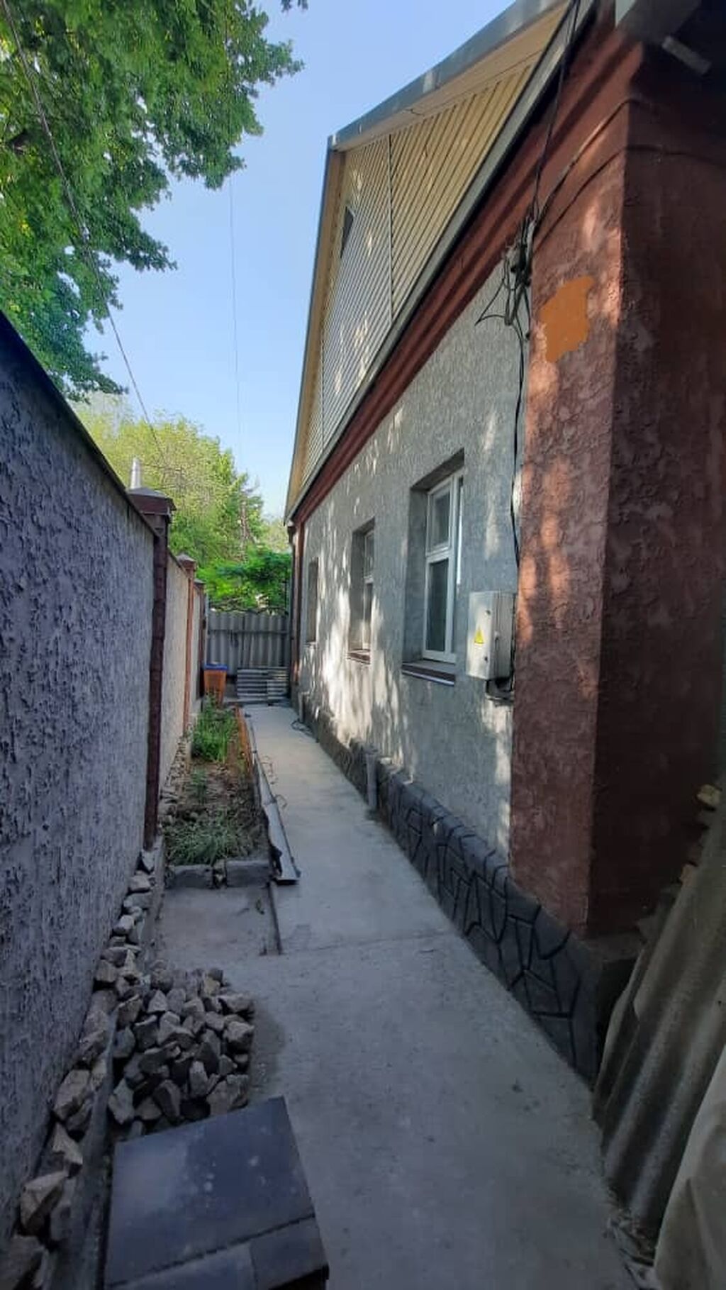 Продается! Дом из жженного кирпича в районе рынка Дордоя, по ул: фото 7