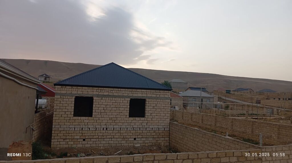 3 otaqlı, 110 kv. m
