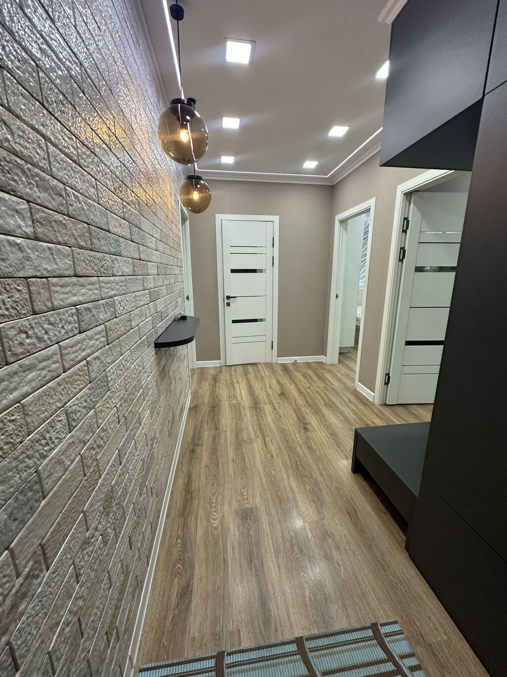 2 комнаты, 56 м², Аламедин-1 мкр Индивидуалка, 1 этаж, Дизайнерский ремонт: фото 2