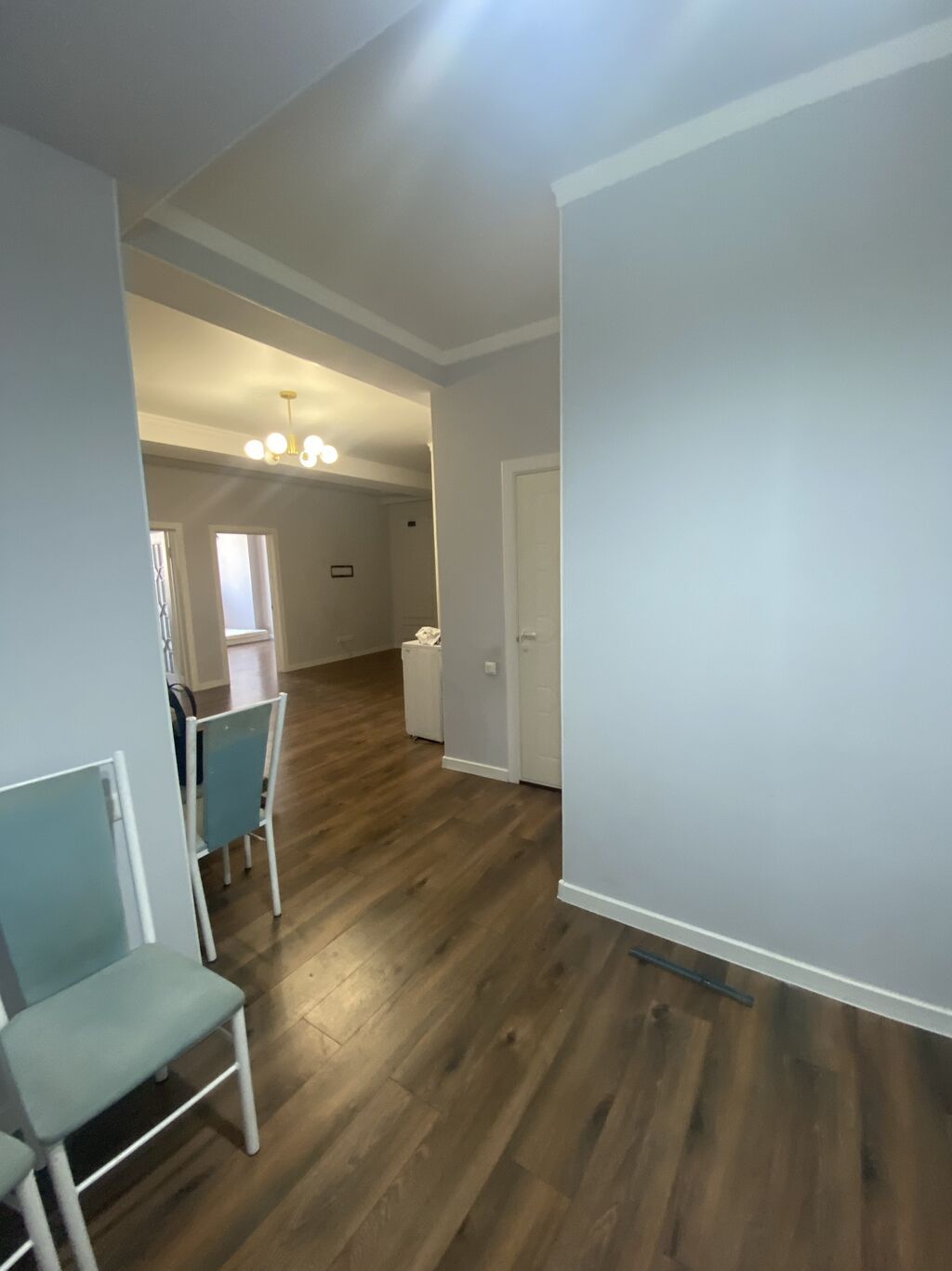 3 комнаты, 99 м², Золотой квадрат Элитка, 6 этаж, Старый ремонт: фото 4