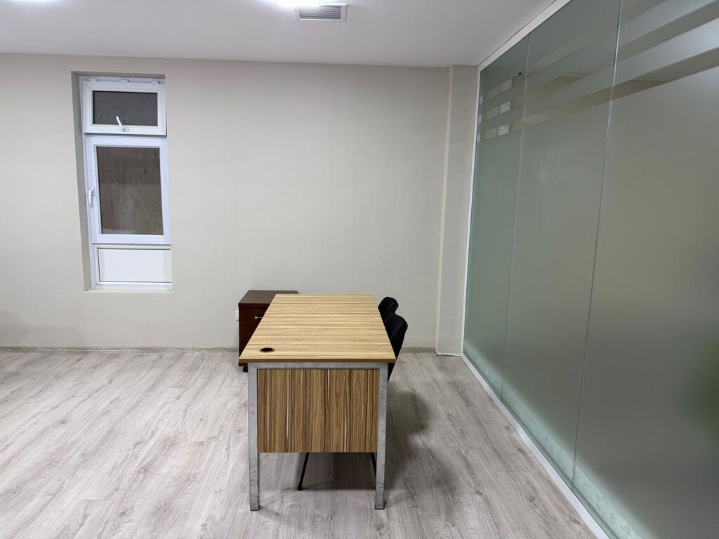 ✨ Nərimanovda, Əhməd Rəcəbli Küçəsində Prestijli Plazada Ofis İcarəyə
