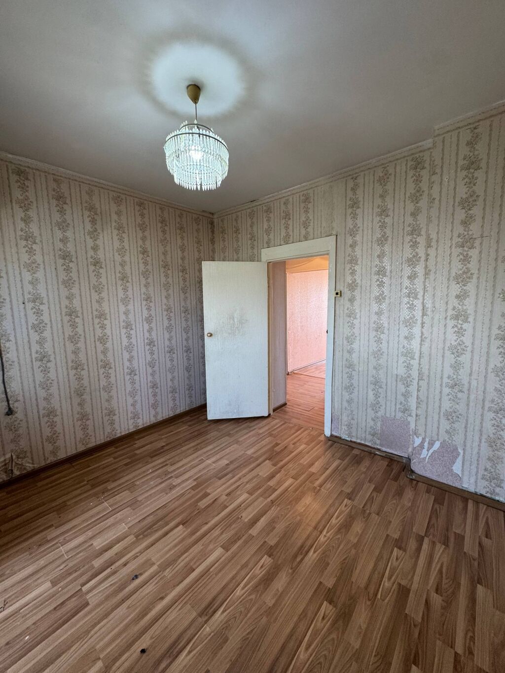 2 комнаты, 54 м², 9 мкр 106 серия, 9 этаж, Старый ремонт: фото 7