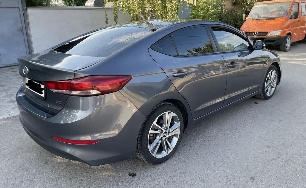 Hyundai Avante: 2016 г., 1.6 л, Автомат, Бензин, Седан: фото 6